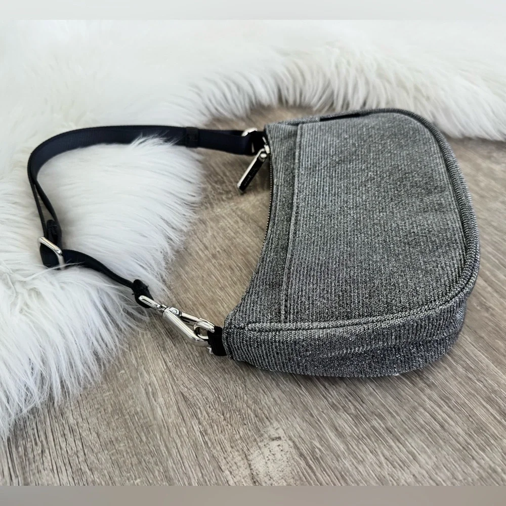 🖤🍋LULULEMON City Essentials Mini Shoulder Bag 1L Glitter Dark Graphite Grey
